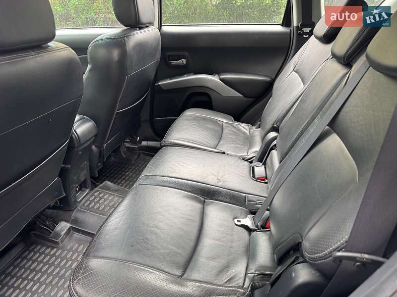 Внедорожник / Кроссовер Mitsubishi Outlander XL 2008 в Киеве