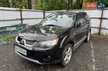 Внедорожник / Кроссовер Mitsubishi Outlander XL 2009 в Киеве