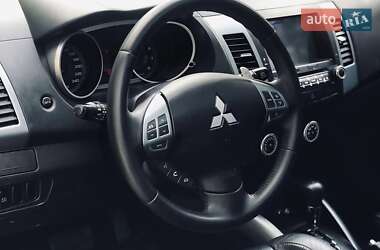 Внедорожник / Кроссовер Mitsubishi Outlander XL 2008 в 