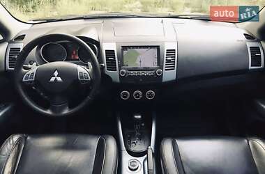 Внедорожник / Кроссовер Mitsubishi Outlander XL 2008 в 