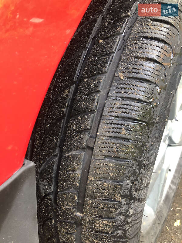 Позашляховик / Кросовер Mitsubishi Outlander XL 2008 в Рівному