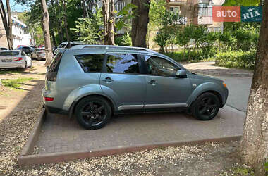 Внедорожник / Кроссовер Mitsubishi Outlander XL 2007 в 