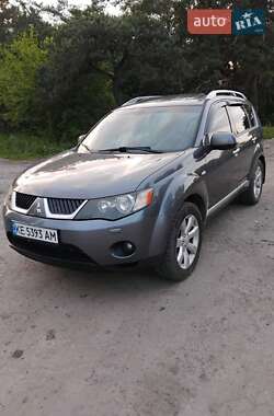 Внедорожник / Кроссовер Mitsubishi Outlander XL 2007 в Першотравенске