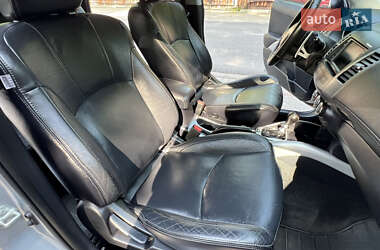 Внедорожник / Кроссовер Mitsubishi Outlander XL 2011 в 