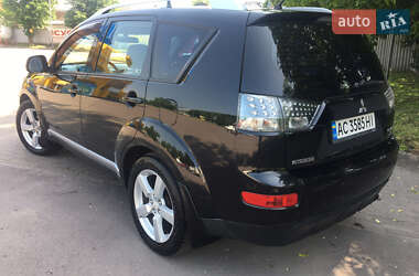 Позашляховик / Кросовер Mitsubishi Outlander XL 2007 в 