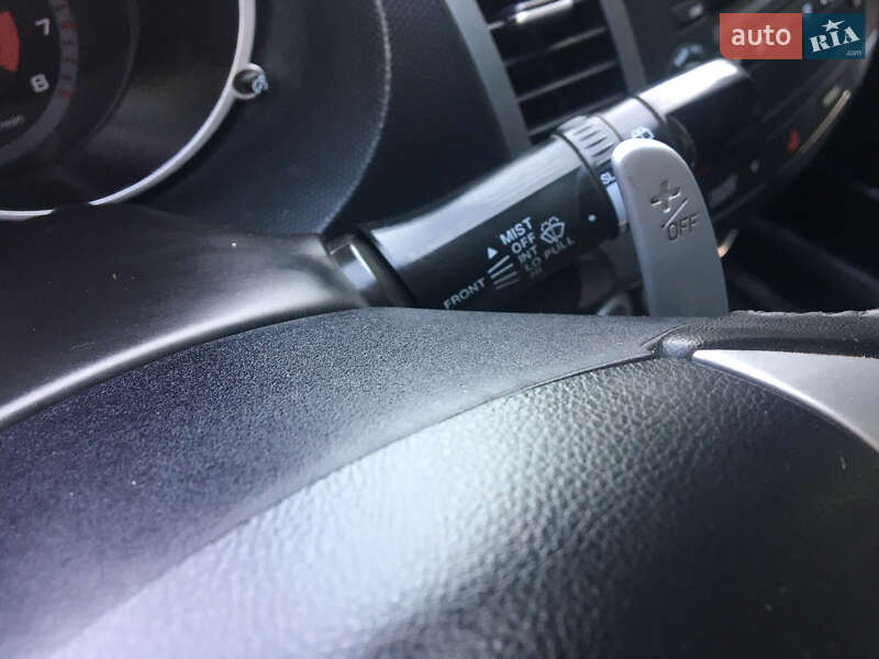 Внедорожник / Кроссовер Mitsubishi Outlander XL 2007 в Ровно