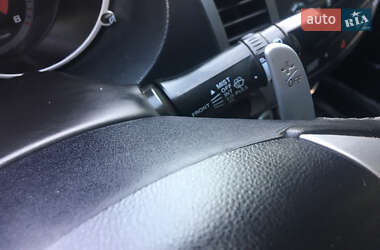Позашляховик / Кросовер Mitsubishi Outlander XL 2007 в 