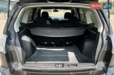 Внедорожник / Кроссовер Mitsubishi Outlander XL 2008 в 