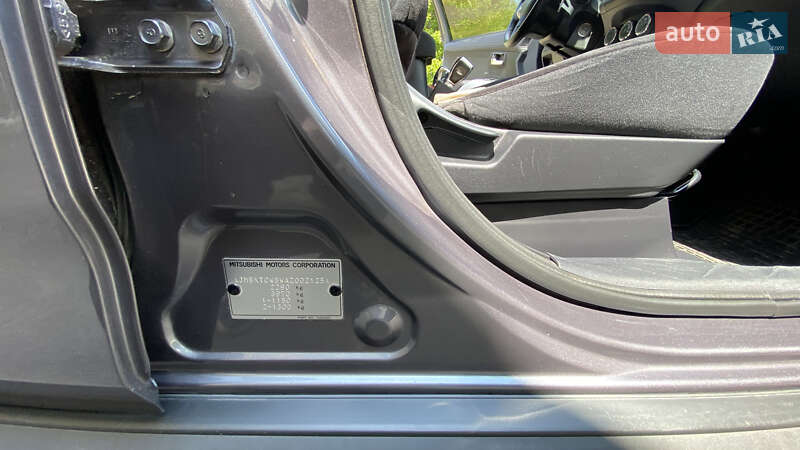 Внедорожник / Кроссовер Mitsubishi Outlander XL 2010 в Первомайске