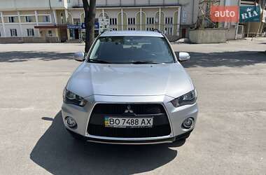 Позашляховик / Кросовер Mitsubishi Outlander XL 2011 в Тернополі