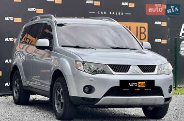 Внедорожник / Кроссовер Mitsubishi Outlander XL 2007 в 