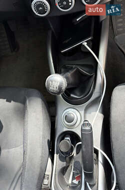 Внедорожник / Кроссовер Mitsubishi Outlander XL 2009 в 