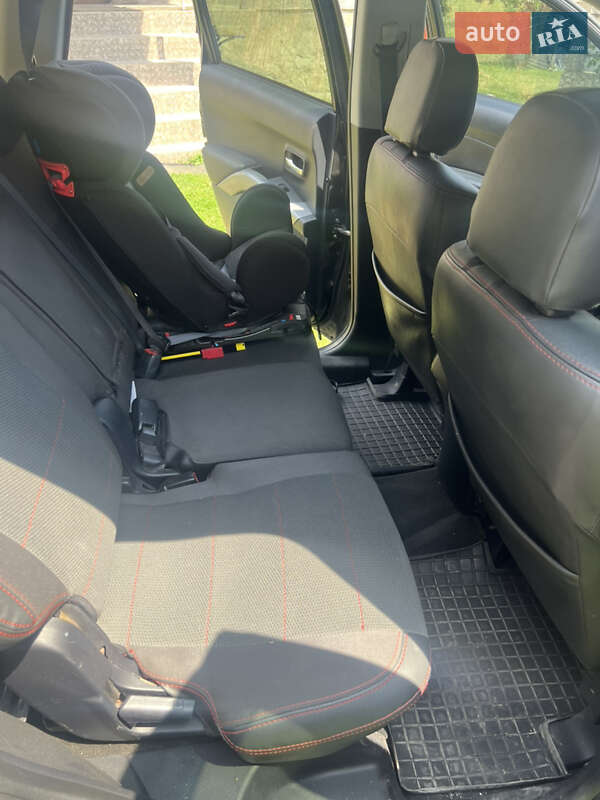 Внедорожник / Кроссовер Mitsubishi Outlander XL 2008 в Тернополе фото 16 Внедорожник / Кроссовер Mitsubishi Outlander XL 2008 в Тернополе