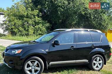 Внедорожник / Кроссовер Mitsubishi Outlander XL 2008 в 