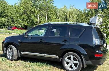 Внедорожник / Кроссовер Mitsubishi Outlander XL 2008 в 