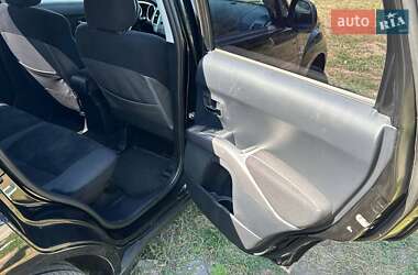 Внедорожник / Кроссовер Mitsubishi Outlander XL 2008 в 