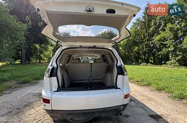 Позашляховик / Кросовер Mitsubishi Outlander XL 2008 в 