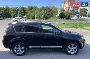 Внедорожник / Кроссовер Mitsubishi Outlander XL 2007 в 