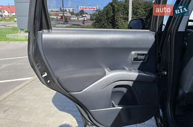 Внедорожник / Кроссовер Mitsubishi Outlander XL 2007 в 