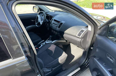 Внедорожник / Кроссовер Mitsubishi Outlander XL 2007 в 
