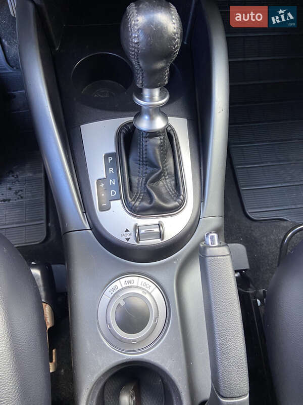 Внедорожник / Кроссовер Mitsubishi Outlander XL 2011 в Дрогобыче
