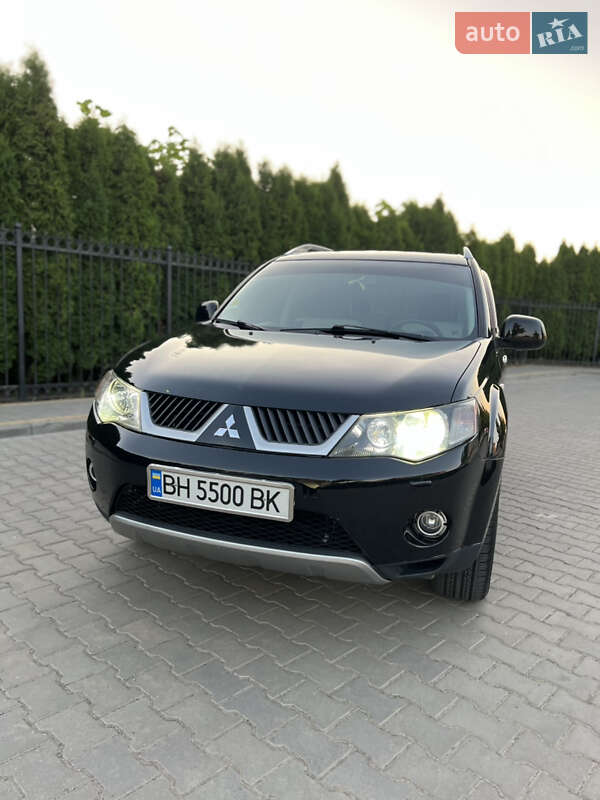 Внедорожник / Кроссовер Mitsubishi Outlander XL 2007 в Одессе