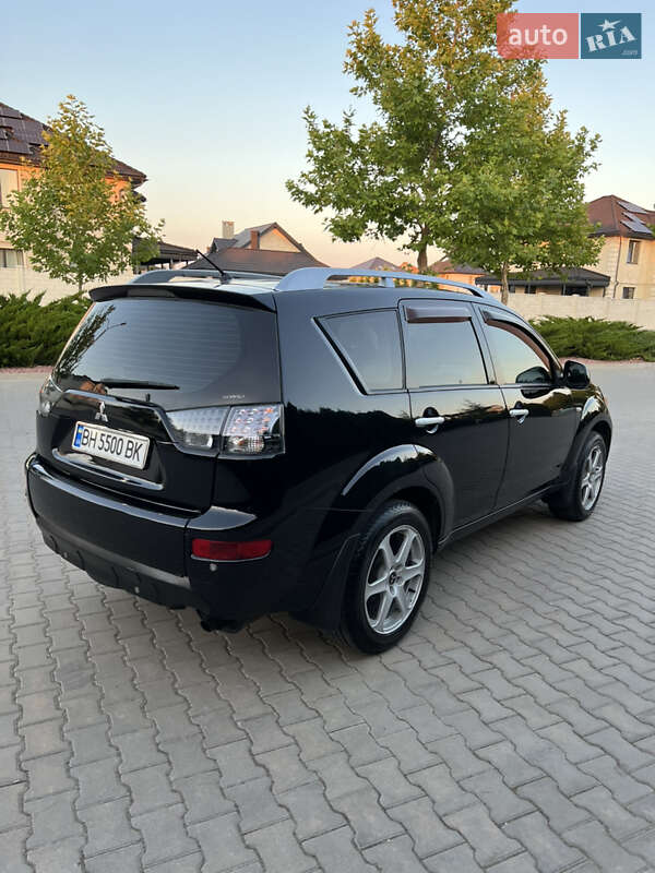 Внедорожник / Кроссовер Mitsubishi Outlander XL 2007 в Одессе