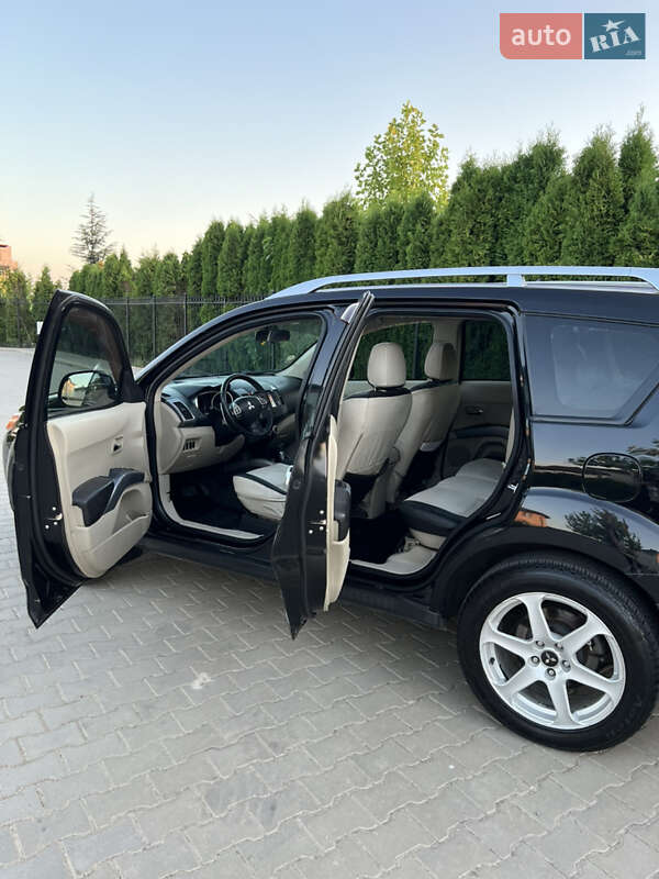 Внедорожник / Кроссовер Mitsubishi Outlander XL 2007 в Одессе