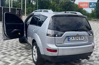 Внедорожник / Кроссовер Mitsubishi Outlander XL 2008 в 