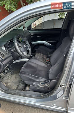 Внедорожник / Кроссовер Mitsubishi Outlander XL 2008 в 
