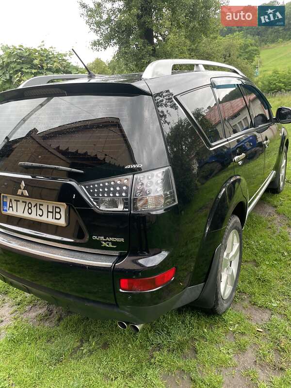 Внедорожник / Кроссовер Mitsubishi Outlander XL 2007 в Долине