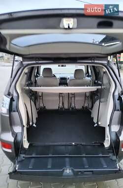 Внедорожник / Кроссовер Mitsubishi Outlander XL 2010 в 