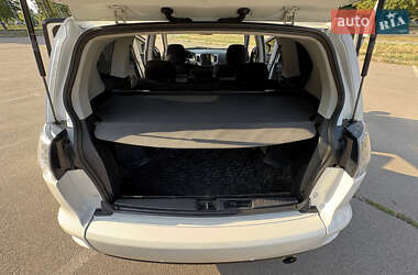 Внедорожник / Кроссовер Mitsubishi Outlander XL 2010 в 
