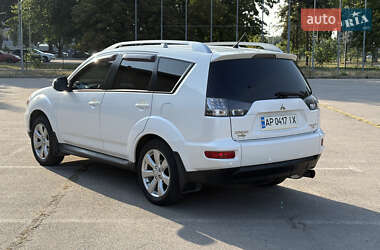Внедорожник / Кроссовер Mitsubishi Outlander XL 2010 в 