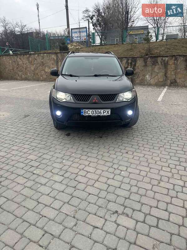 Внедорожник / Кроссовер Mitsubishi Outlander XL 2007 в Львове фото 5 Внедорожник / Кроссовер Mitsubishi Outlander XL 2007 в Львове
