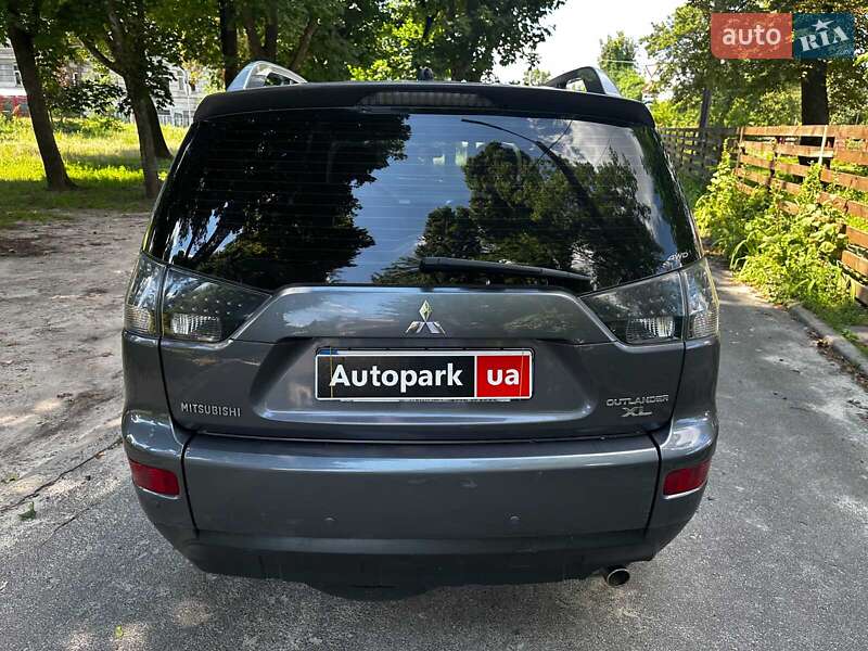 Внедорожник / Кроссовер Mitsubishi Outlander XL 2007 в Киеве
