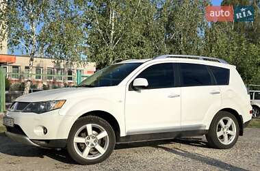 Позашляховик / Кросовер Mitsubishi Outlander XL 2008 в Полтаві