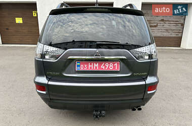 Внедорожник / Кроссовер Mitsubishi Outlander XL 2011 в 