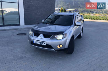 Внедорожник / Кроссовер Mitsubishi Outlander XL 2008 в Ужгороде