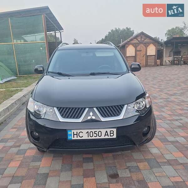 Mitsubishi Outlander XL 2008