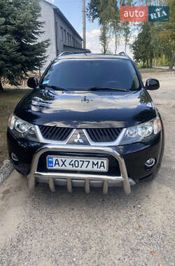 Позашляховик / Кросовер Mitsubishi Outlander XL 2007 в  фото 6 Позашляховик / Кросовер Mitsubishi Outlander XL 2007 в