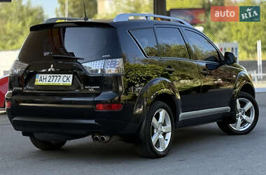 Внедорожник / Кроссовер Mitsubishi Outlander XL 2007 в 