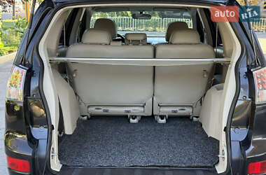 Внедорожник / Кроссовер Mitsubishi Outlander XL 2007 в 
