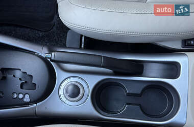 Внедорожник / Кроссовер Mitsubishi Outlander XL 2007 в 