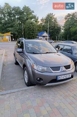 Внедорожник / Кроссовер Mitsubishi Outlander XL 2008 в Черкассах