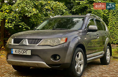 Внедорожник / Кроссовер Mitsubishi Outlander XL 2009 в 