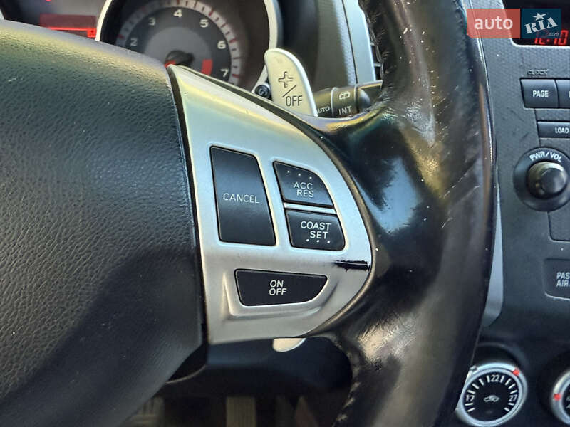 Внедорожник / Кроссовер Mitsubishi Outlander XL 2007 в Одессе