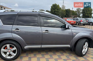 Внедорожник / Кроссовер Mitsubishi Outlander XL 2008 в 