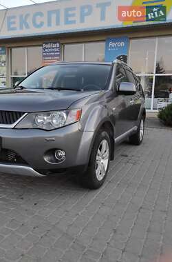 Внедорожник / Кроссовер Mitsubishi Outlander XL 2008 в 