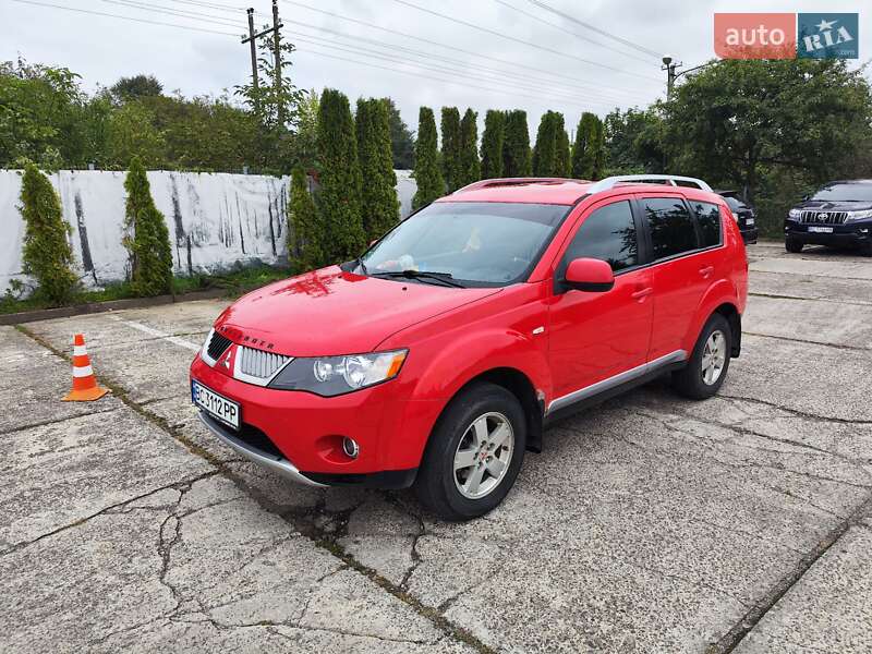 Позашляховик / Кросовер Mitsubishi Outlander XL 2008 в Львові